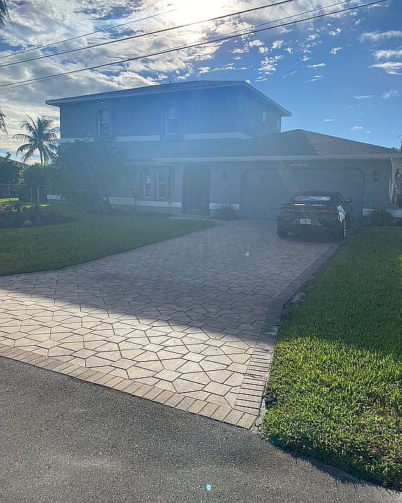 1st image of 2118 SE 11th Pl