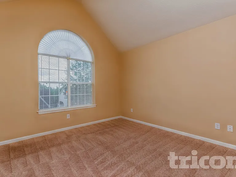 2957 Jenkins Dr — Photo 13