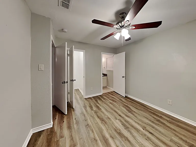 4108 Selene Dr — Photo 15
