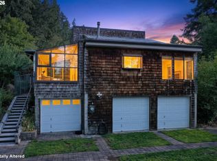 2420 Floral Hill Dr, Eugene, OR 97403