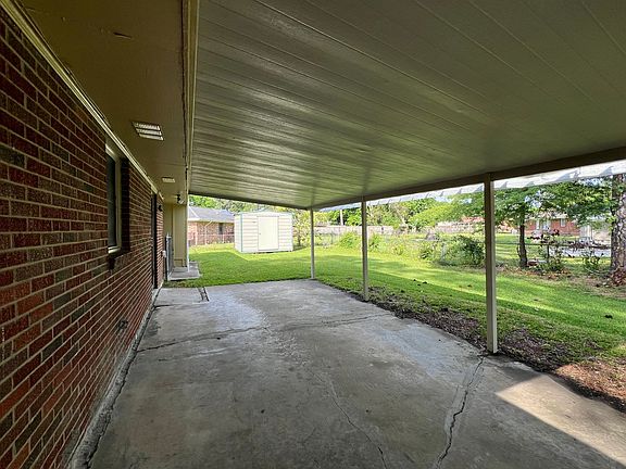 5th image of 635 Byrne Dr
