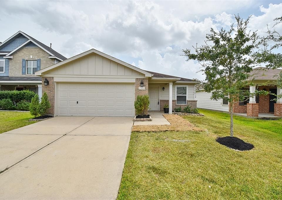 1st image of 15410 Boulder Hollow Ln