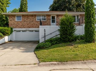4215 Dempster Ave, Rockford, IL 61108