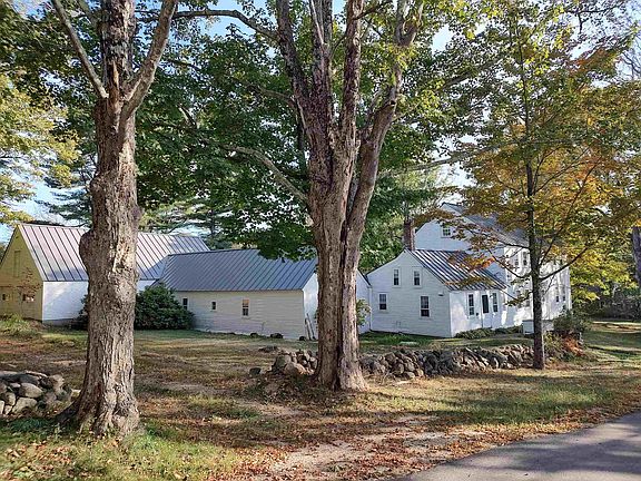 2nd image of 21 Trask Mountain Road