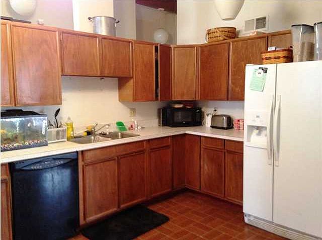2nd image of 565 S Quentin Ave