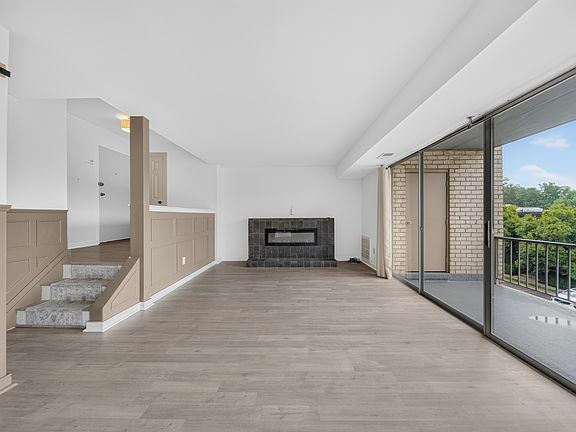 3rd image of 2509 Baltimore Rd APT 5