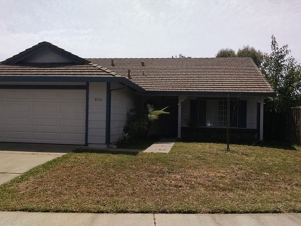 1st image of 8034 Pinot Noir Way
