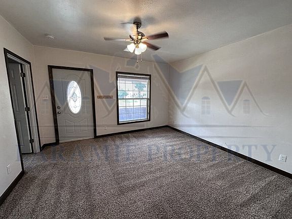 2nd image of 567 N 4th St