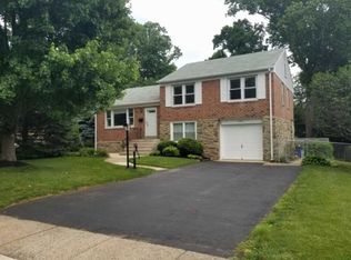 2953 Eastburn Ave, Broomall, PA 19008