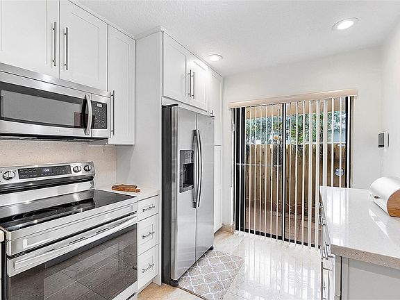 3rd image of 3603 Carambola Circle