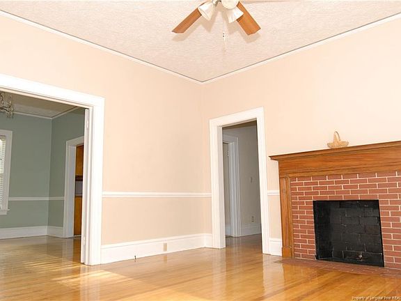 3rd image of 305 E 14th St