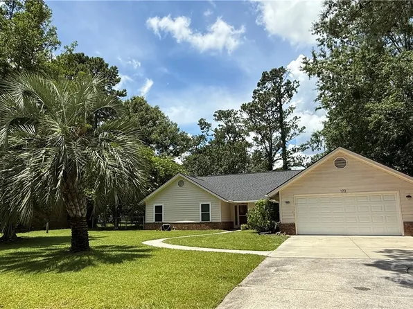 173 Dearborn Drive, Richmond Hill, GA 31324