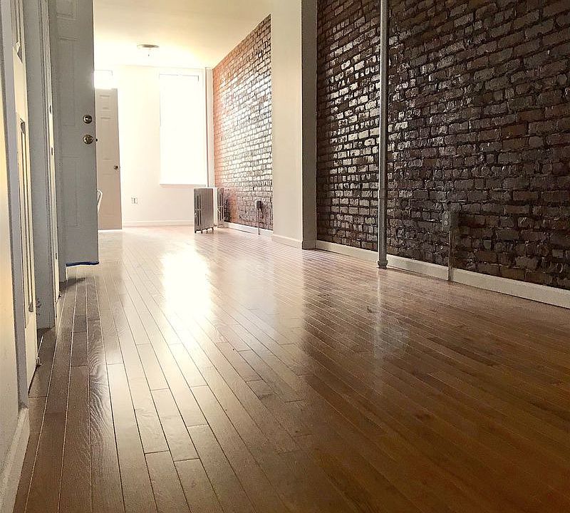 2nd image of 272 Stagg St APT 2R