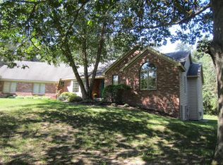 7825 Timber Bluff Dr SE, Ada, MI 49301