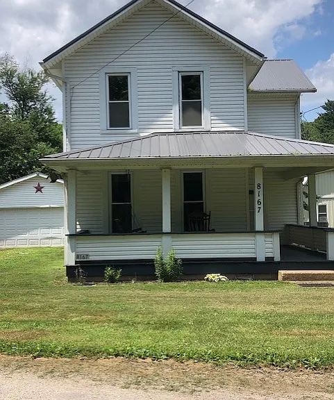 8167 Old Canal Ln NW — Photo 2