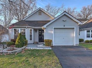 3 Ambrosia Way, Freehold, NJ 07728
