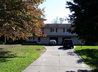 3976 Granger Rd #B, Medina, OH 44256