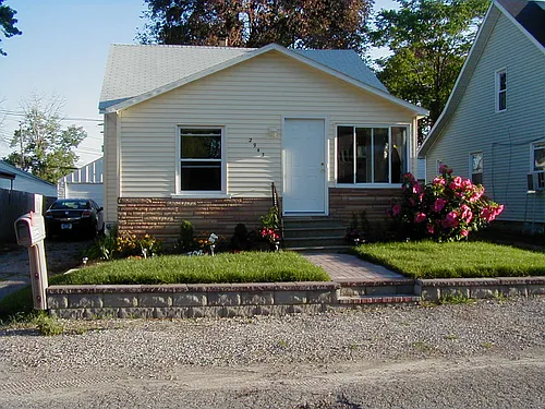 2943 Glenbroke St Photo 1 2943 Glenbroke St Photo 1