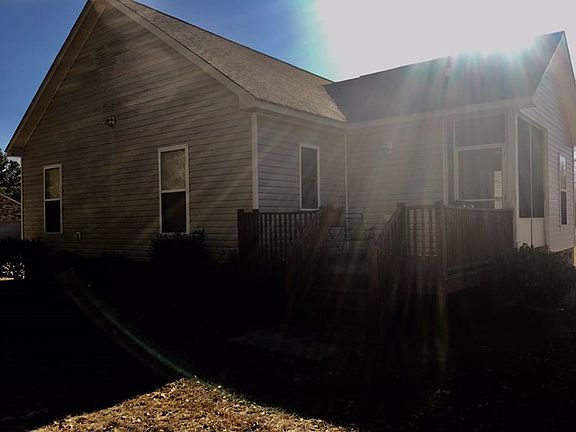 2nd image of 434 Fanfare Ln