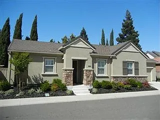 8049 Linda Isle Ln photo 1