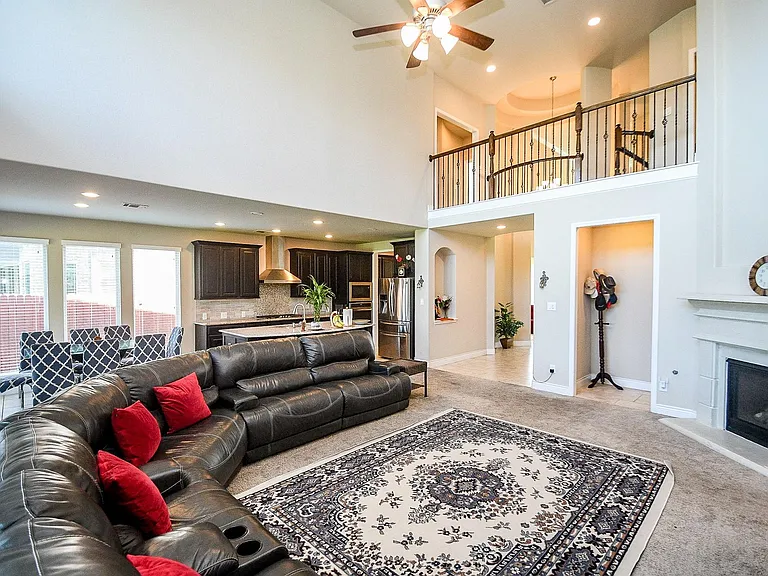 10119 Peytons Grace Ln — Photo 15