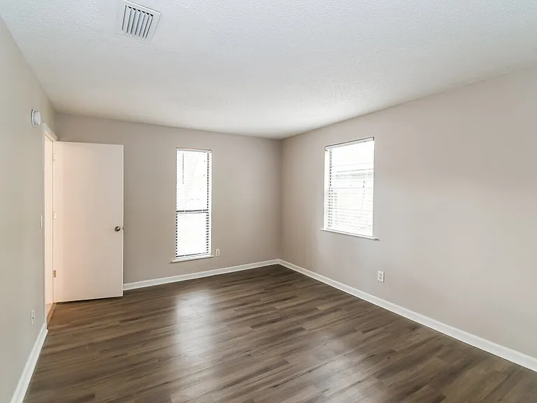 5159 Beige St — Photo 9