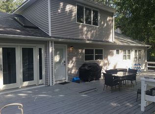 108 Silas Carter Rd, Manorville, NY 11949