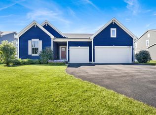 1087 Sugar Maple Dr, Crystal Lake, IL 60012