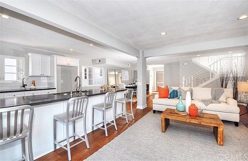 1st image of 605 Jasmine Ave