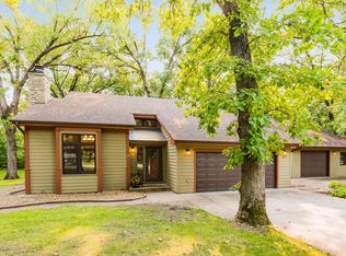 3895 35th St SE, Delano, MN 55328