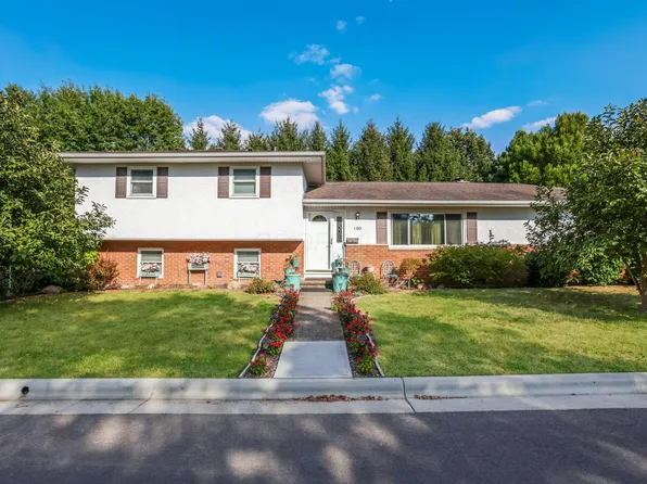 180 Woodsview Dr, Canal Winchester, OH 43110