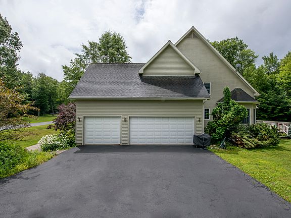 4th image of 4 Southbrook Ln