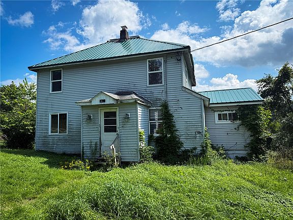 3rd image of 1615 Barr Rd