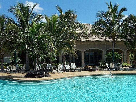3rd image of 806 Regency Reserve Cir #9-903