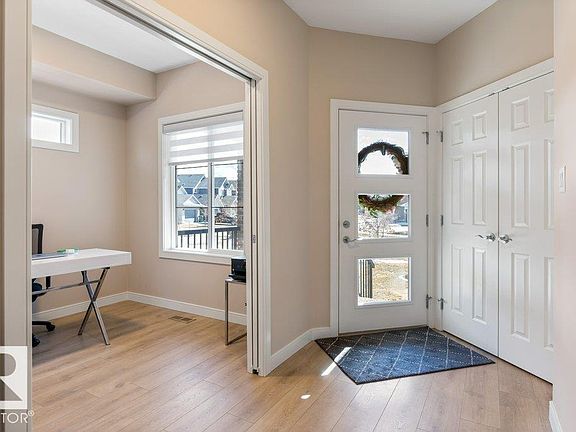 4th image of 29 Ratelle Cir