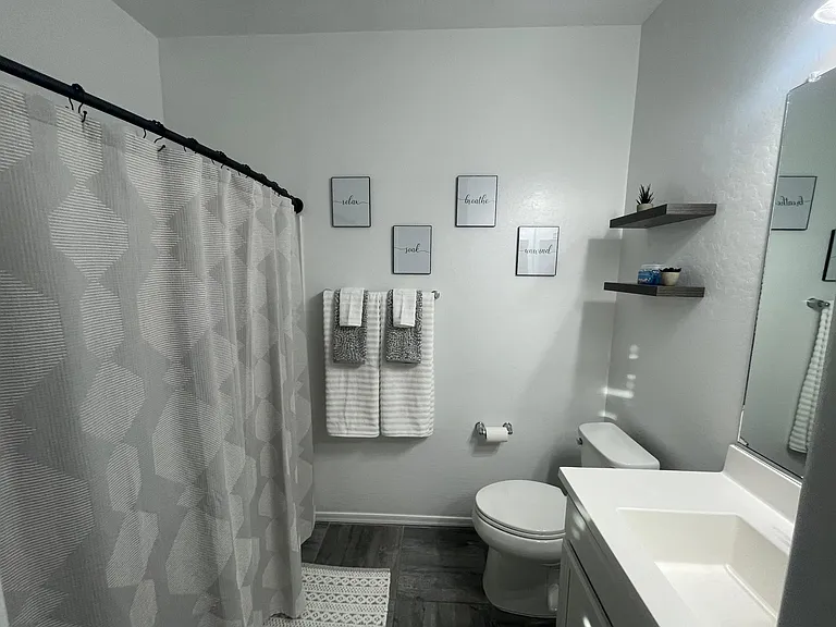 16592 W Jenan Dr — Photo 27