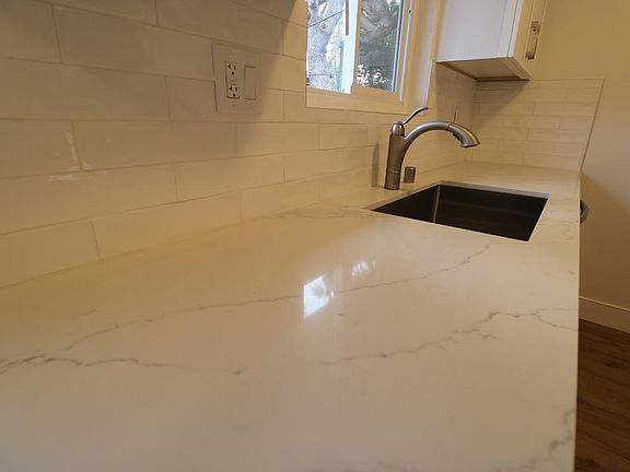 5th image of 466 Studio Cir APT 6