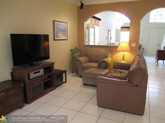 3rd image of 11577 NW 3rd Pl