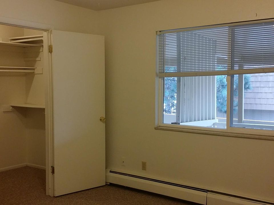 2nd image of 2860 Montebello Dr W APT 3