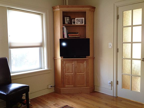 4th image of 323 Emanuel Cleaver Ii Blvd APT 7E