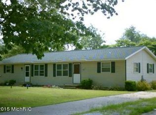 1349 Logan Rd, Muskegon, MI 49445