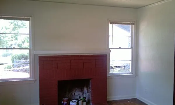 4730 Crescent St — Photo 6