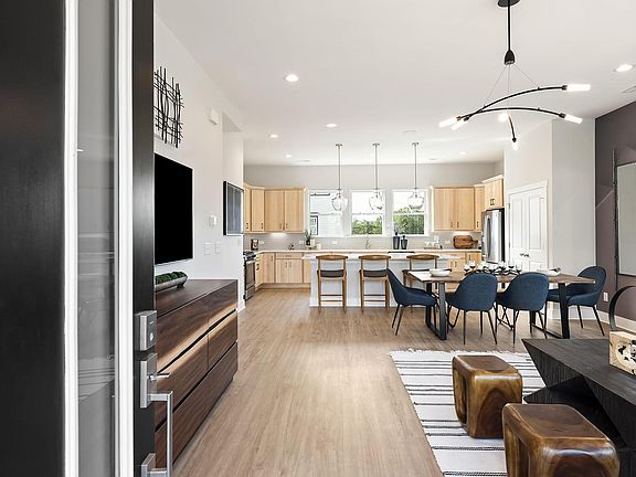 Second floor Living Space