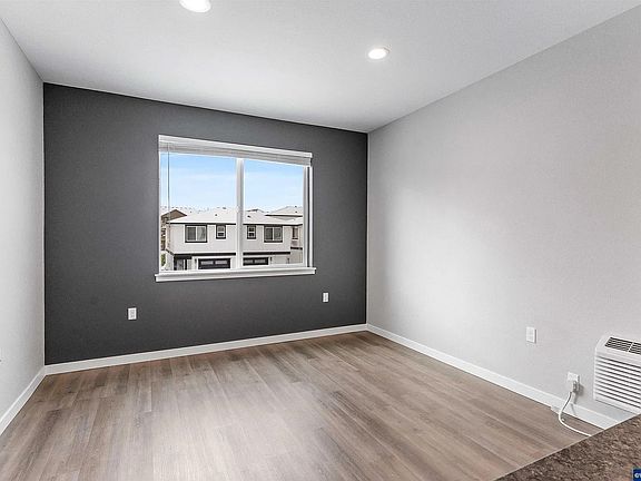 5th image of 2399 Strong Heights Ln SE #3790