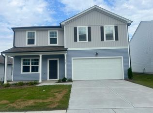 1424 Heron Pond St, Raleigh, NC 27604