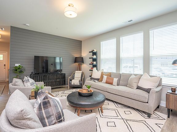3rd image of 145 E Porthaven Way