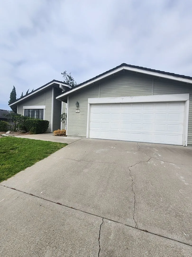 Single Level Home in Pismo Beach — Photo 2