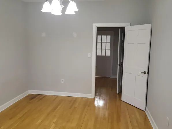 2140 Bleecker Street image 8 of 11