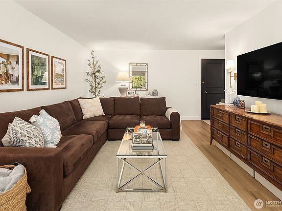 3rd image of 7021 Sand Point Way NE #B305