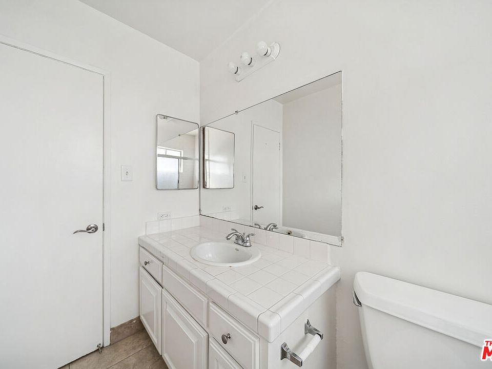 1st image of 1050 S Wooster St APT 3
